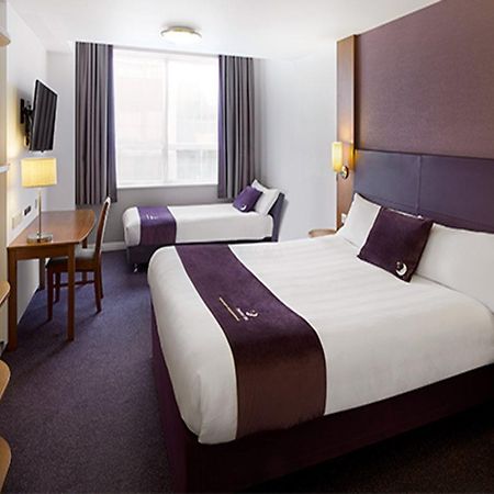 Premier Inn Inverness West Exteriör bild