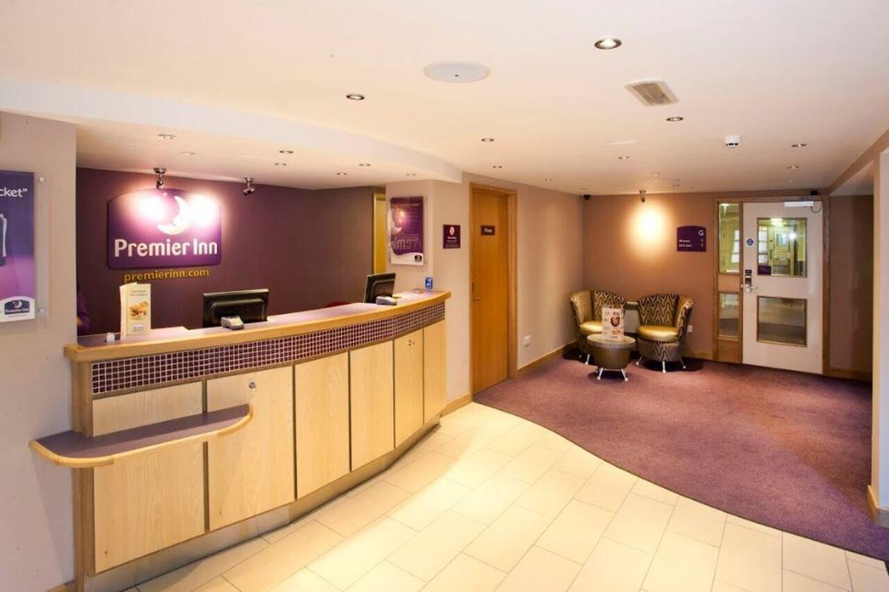 Premier Inn Inverness West Exteriör bild