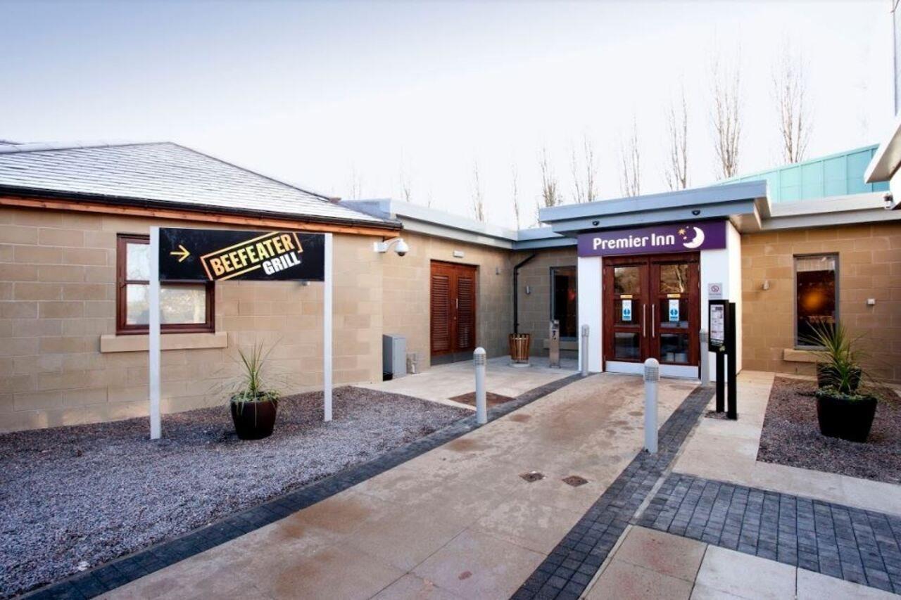 Premier Inn Inverness West Exteriör bild