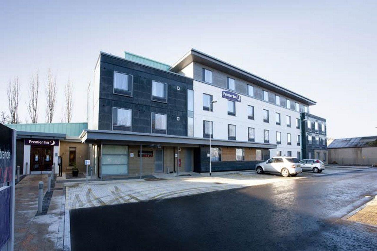 Premier Inn Inverness West Exteriör bild